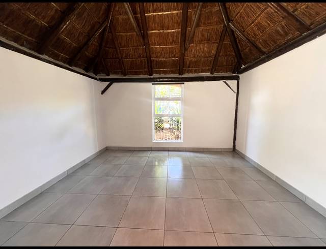 2 BEDROOM APARTMENT TO LET IN TABLE VIEW
